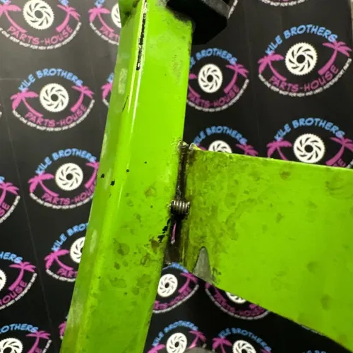 1991 kawasaki kx250 kx125 OEM REAR BACK SUB FRAME SUBFRAME CHASSIS SUPPORT