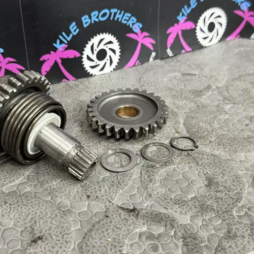 1985 suzuki quadracer 250 OEM KICKSTART KICK START GEARS SHAFT IDLE GEAR STARTER