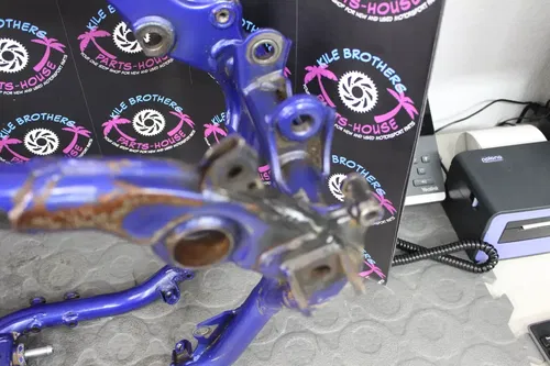 1998 yamaha yz400f OEM FRAME CHASSI CHASSIS MAIN BODY 5BE-21101-00-P0