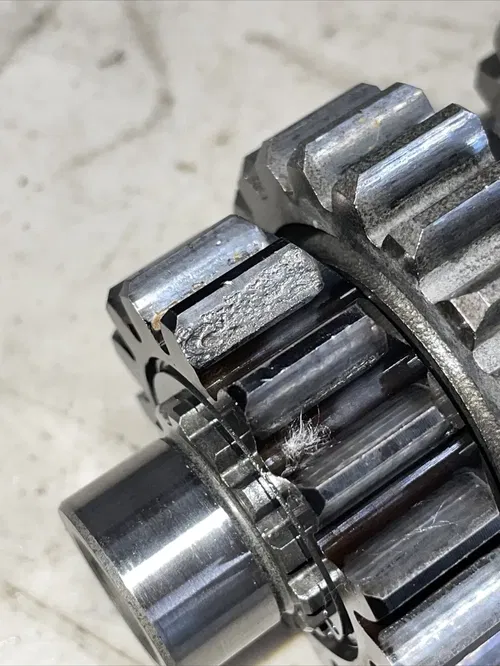 2007 YZ450F YZ450 F TRANSMISSION TRANNY MAIN SHAFT INPUT DAMAGED 1SL-17411-00-00