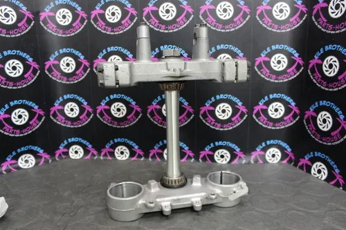 2004 Yamaha YZ450F OEM FRONT FORKS LOWER UPPER TRIPLE TREE STEM CLAMP