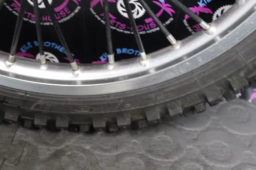 2009 2010 honda crf450r OEM FRONT WHEEL RIM HUB SPOKES COMPLETE SMALL CRACK