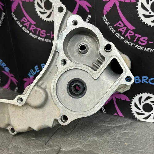 2017 17-19 KX250F OEM WATER PUMP CLUTCH HOUSING INNER OUTER CASE 14032-0624