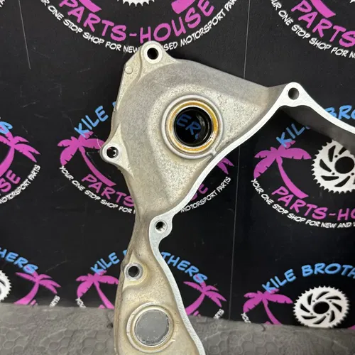 2017 17-19 KX250F OEM WATER PUMP CLUTCH HOUSING INNER OUTER CASE 14032-0624