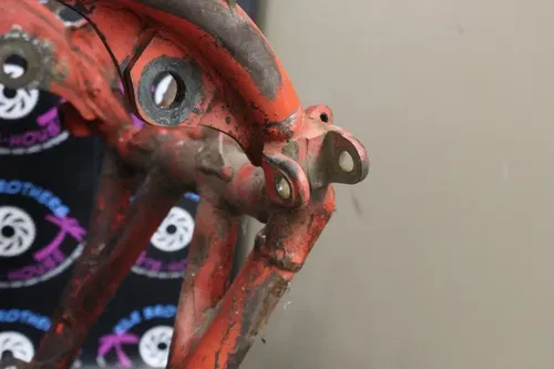 1987 Honda CR125R OEM MAIN FRAME CHASSI 50100-KS6-700ZA