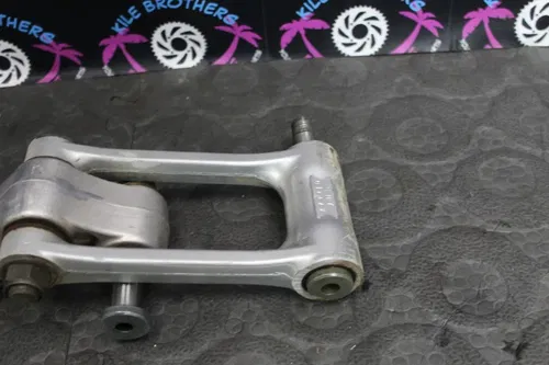 2002 Yamaha 02-03 YZ125 OEM REAR SHOCK LINKAGE LINKS 5NY-22121-00-00