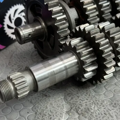 01-07 yamaha yz250f OEM ENGINE TRANSMISSION TRANNY ASSEMBLY GEARS GOOD