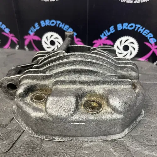1985 - 86 KAWASAKI  KX500 ENGINE MOTOR CYLINER HEAD COVER 11001-1189