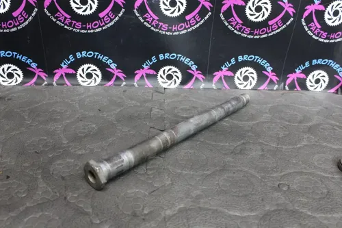 1986 Yamaha 83-88 YZ250 OEM REAR AXLE BACK WHEEL RIM PIVOT BOLT AXEL
