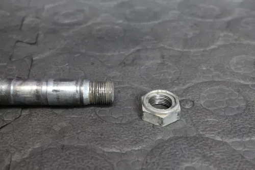 1986 Yamaha 83-88 YZ250 OEM REAR AXLE BACK WHEEL RIM PIVOT BOLT AXEL