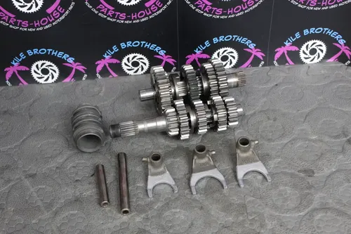 05-07 honda crf250r ENGINE TRANSMISSION TRANNY ASSEMBLY GEARS FORK 23210-KRN-A00