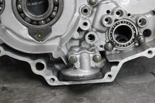2001 yamaha 00-01 yz426f LEFT RIGHT ENGINE CRANKCASE CRANK CASES BLOCK CASE SET