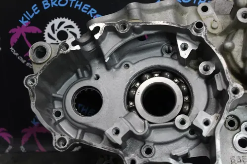 2001 yamaha 00-01 yz426f LEFT RIGHT ENGINE CRANKCASE CRANK CASES BLOCK CASE SET