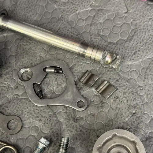 2017 kawasaki kx250f SHIFTER SHIFTING MECHANISM RATCHET PAWL ASSY