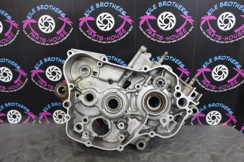 1997 yamaha 97 yz125 YZ LEFT RIGHT ENGINE CRANKCASE CRANK CASES BLOCK CASE SET