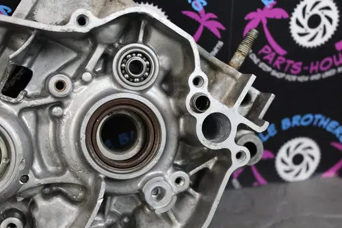 1997 yamaha 97 yz125 YZ LEFT RIGHT ENGINE CRANKCASE CRANK CASES BLOCK CASE SET
