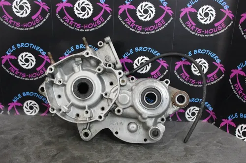 1997 yamaha 97 yz125 YZ LEFT RIGHT ENGINE CRANKCASE CRANK CASES BLOCK CASE SET