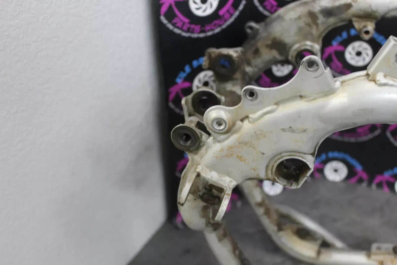 パーツ satoshi1987 2005 husqvarna te510 OEM MAIN FRAME CHASSI (8CA099587)