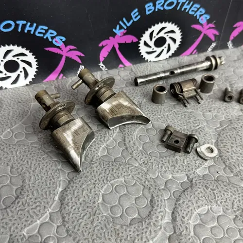 2003 YAMAHA 03-04 YZ125 OEM ENGINE POWER VALVE HARDWARE SET POWERVALVES