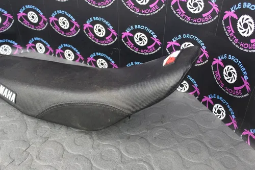2013 yamaha 10-13 yz250f OEM SEAT FOAM PAN COVER SADDLE 17D-24710-00-00