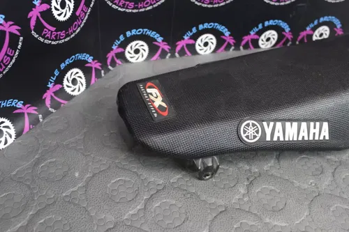 2013 yamaha 10-13 yz250f OEM SEAT FOAM PAN COVER SADDLE 17D-24710-00-00