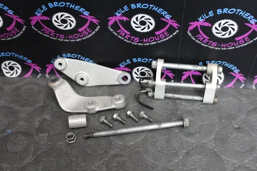 2003 honda 03-04 crf450r OEM ENGINE MOTOR MOUNT STAY BRACKETS 50403-MEB-770