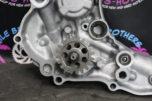 2011 Yamaha 06-13 YZ250F ENGINE MOTOR INNER CLUTCH COVER CASE 5XC-15431-00-00