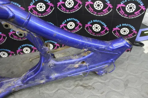 2005 05 Yamaha YZ250F YZ 250 F Main Body Engine Frame Chassis Straight Support