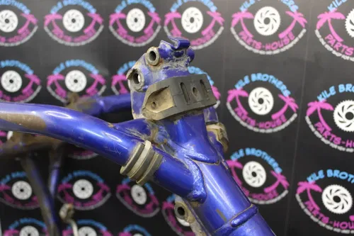 2005 05 Yamaha YZ250F YZ 250 F Main Body Engine Frame Chassis Straight Support