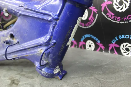 2005 05 Yamaha YZ250F YZ 250 F Main Body Engine Frame Chassis Straight Support