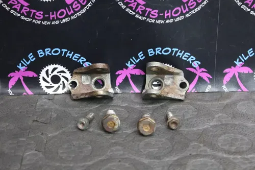 2004 honda 02-12 crf450r OEM LEFT RIGHT FOOT PEG MOUNTS