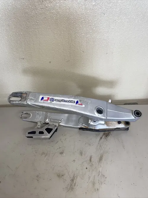 2000 YAMAHA YZ125 REAR SWINGARM SWING ARM PIVOT 5MV-22110-00-00
