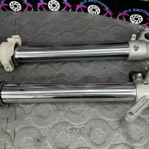 2003 99 - 03 yamaha yz125 OEM RIGHT LEFT FRONT SUSPENSION FORKS SHOCKS FORK SET