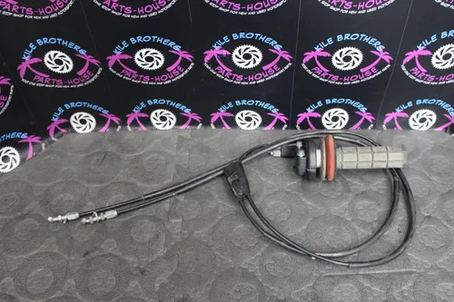 2004 honda 04-06 crf250x OEM THROTTLE CABLE LINE TUBE 17910-KSC-000