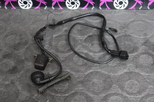 2005 kawasaki 05-06 ninja zx6r OEM CRANKSHAFT POSTION PICK UP SENSOR