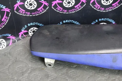 2002 Yamaha YZ125 OEM SEAT SADDLE PAN FOAM COVER MOUNTS 1C3-24770-53-00