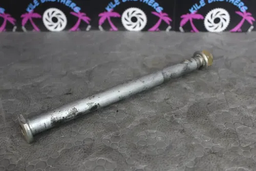 2005 crf450 honda OEM REAR BACK SWINGARM BOLT SUSPENSION PIVOT AXLE 52101-KZ4-J4