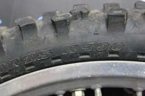 1991 Kawasaki 90-96 KX250 OEM FRONT WHEEL RIM HUB SPOKES TIRES 41090-1086
