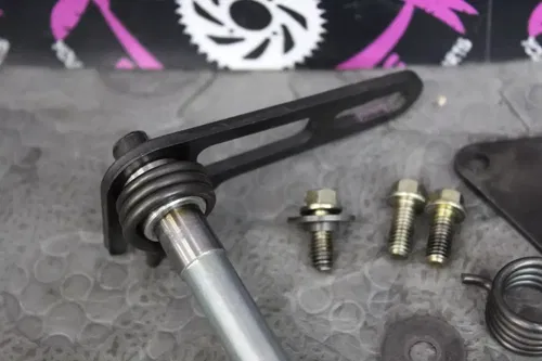 2005 husqvarna te510 SHIFTER SHIFTING MECHANISM RATCHET PAWL ASSY