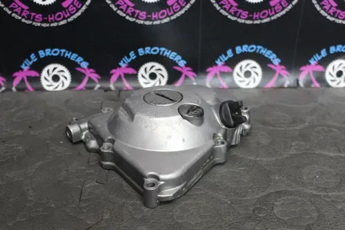 2006 Yamaha 06-07 YZ450F ENGINE MOTOR STATOR GENERATOR MAGNETO COVER 2S2-15411-0
