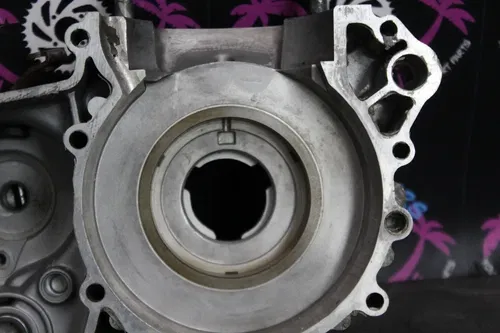 1991 kawasaki kx250 OEM LEFT RIGHT ENGINE MOTOR CRANKCASE CRANK CASES BLOCK