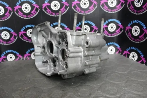 1991 kawasaki kx250 OEM LEFT RIGHT ENGINE MOTOR CRANKCASE CRANK CASES BLOCK