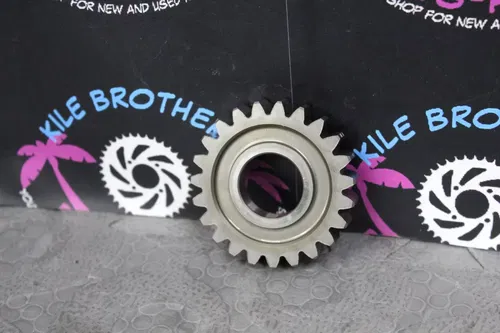 2001 99-22 yamaha yz250 OEM TRANSMISSION TRANNY GEAR 3RD WHEEL (23T)