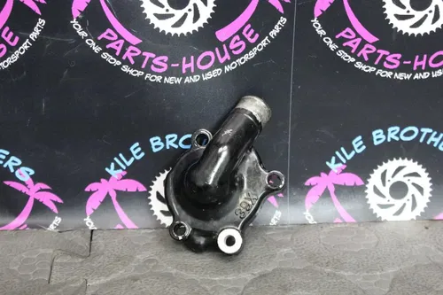 1986 Yamaha YZ250 OEM ENGINE WATER PUMP HOUSING COVER 39X-12422-00-00