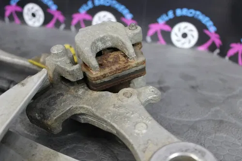 03 - 04 yamaha wr250f wr450f yz250 yz250f yz450f OEM REAR BACK BRAKE CALIPER