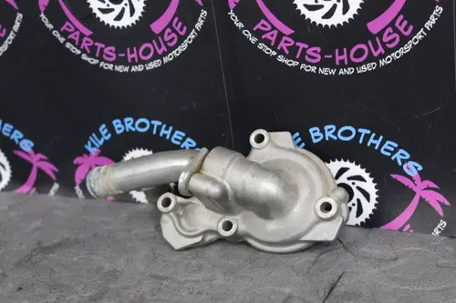 yamaha 03-11 wr450f 03-09 yz450f OEM ENGINE WATER PUMP HOUSING COVER 5BE-12422-2