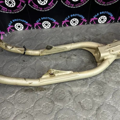 2003 ktm 450SX OEM FRAME CHASSIS CHASSI MAIN MOUNT NO TTL 5940300100096