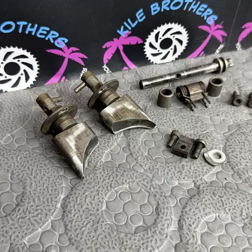 2003 YAMAHA 03-04 YZ125 OEM ENGINE POWER VALVE HARDWARE SET POWERVALVES