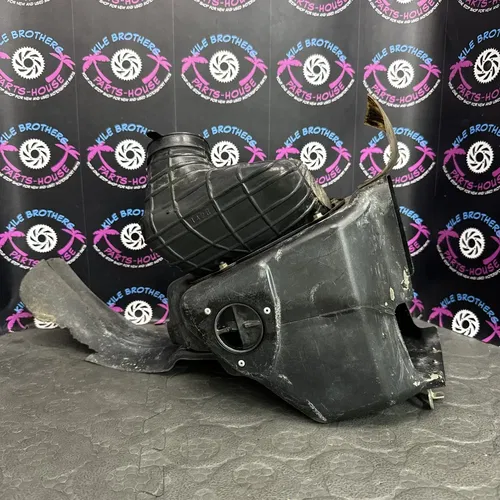 1991 kawasaki 90-91 kx250 OEM AIRBOX FILTER HOUSING INTAKE BOOT AIR CLEANER CASE
