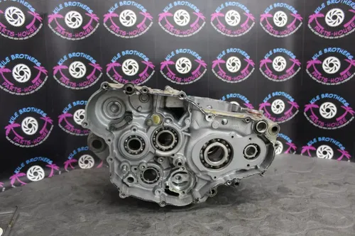 2001 yamaha 00-01 yz426f OEM LEFT RIGHT ENGINE MOTOR CRANKCASE